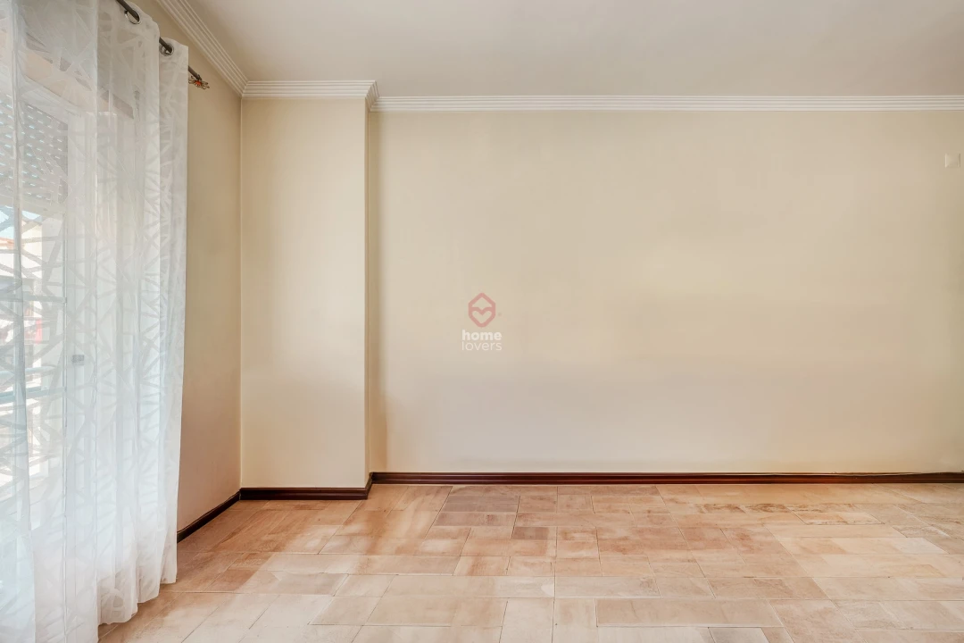 Apartamento T3 para Venda em Amora Foto 4