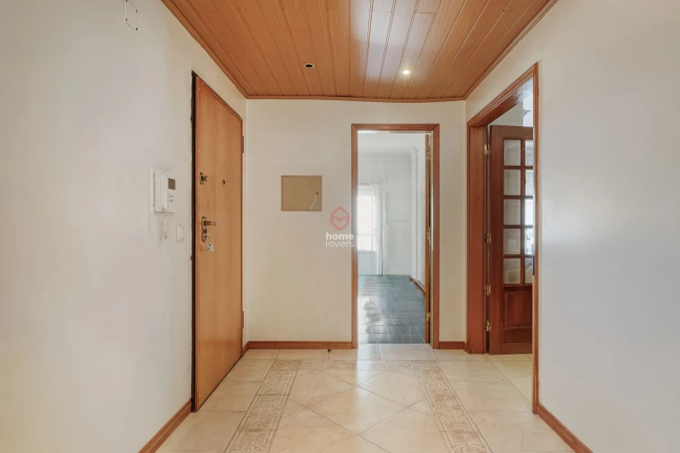 Apartamento T3 para Venda em Amora Foto 8