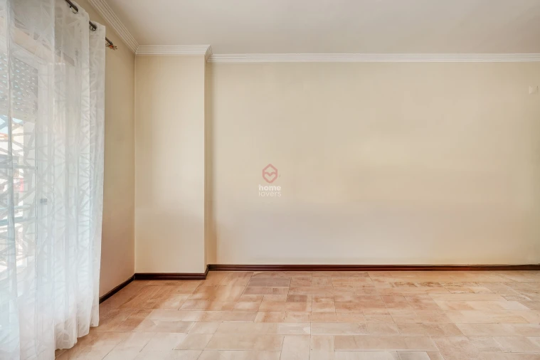 Apartamento T3 para Venda em Amora Foto 4