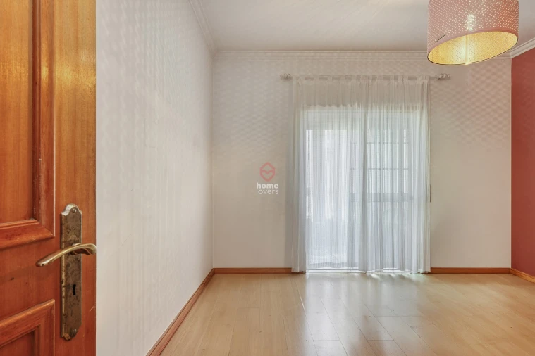 Apartamento T3 para Venda em Amora Foto 10