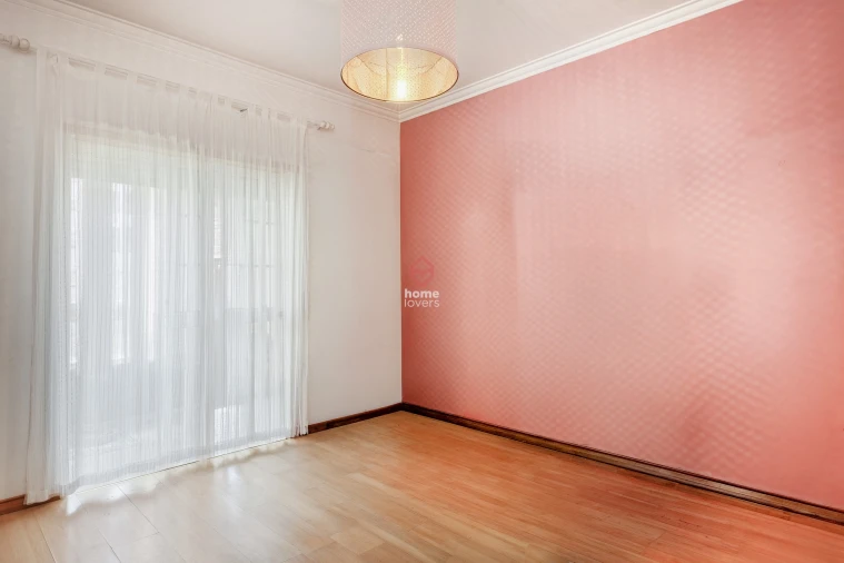 Apartamento T3 para Venda em Amora Foto 11