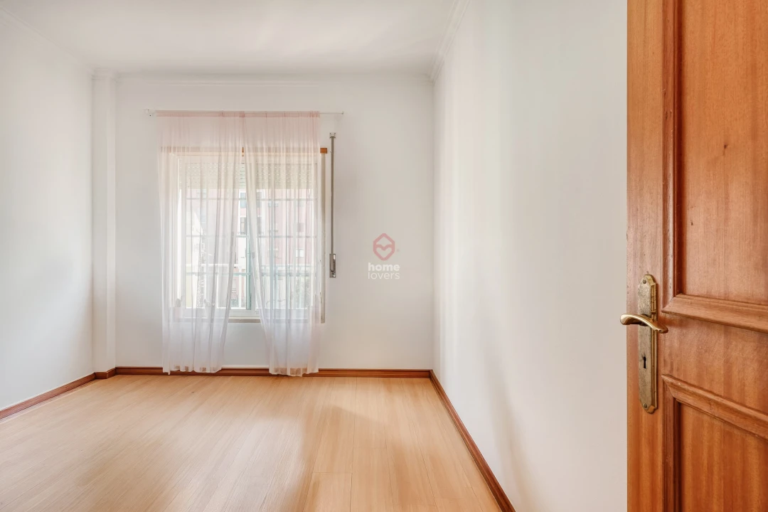 Apartamento T3 para Venda em Amora Foto 17