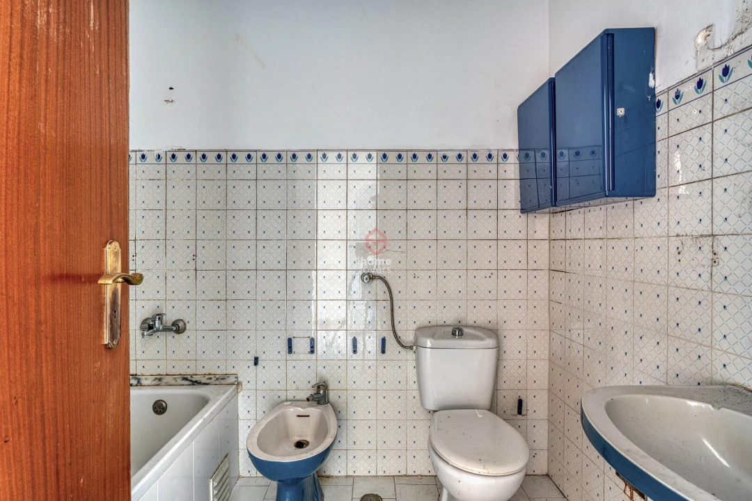 Apartamento T3 para Venda em Carnaxide e Queijas Foto 15