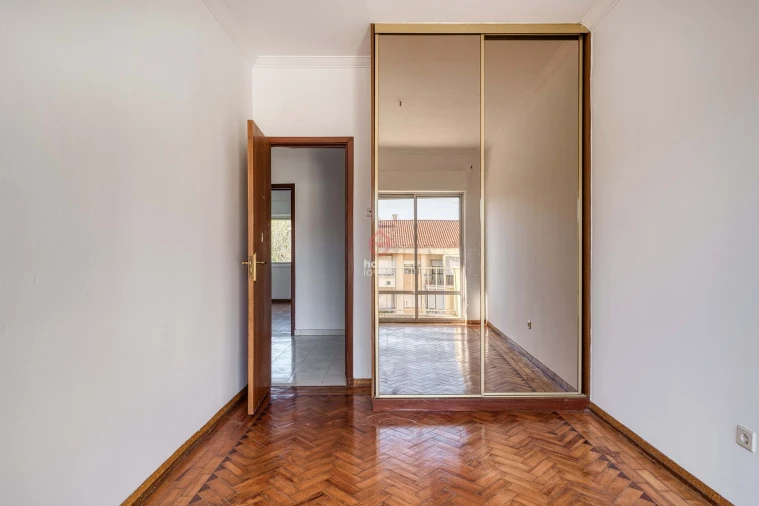 Apartamento T3 para Venda em Carnaxide e Queijas Foto 20