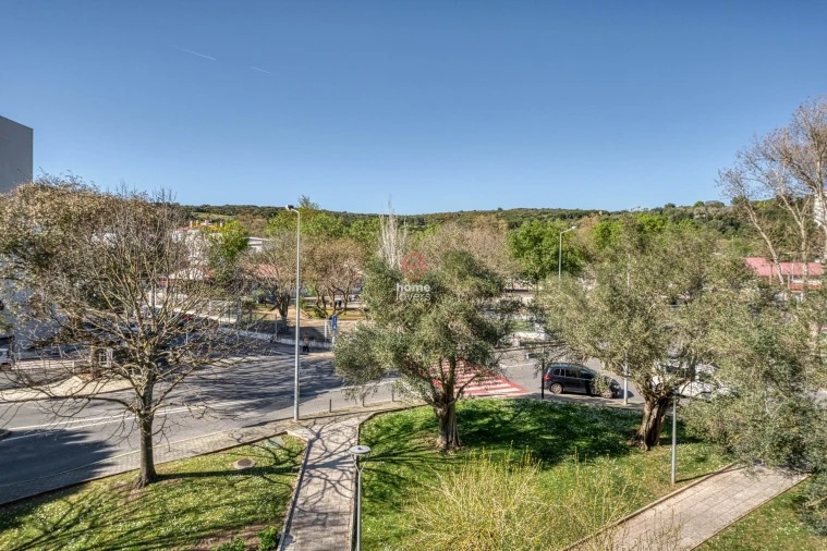 Apartamento T3 para Venda em Carnaxide e Queijas Foto 7