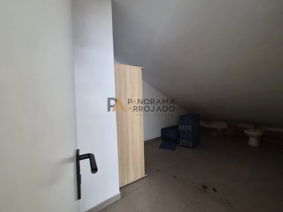 Apartamento T2 para Venda em Laranjeiro e Feijó Foto 29