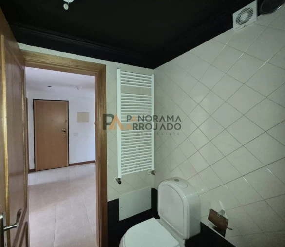 Apartamento T2 para Venda em Laranjeiro e Feijó Foto 16