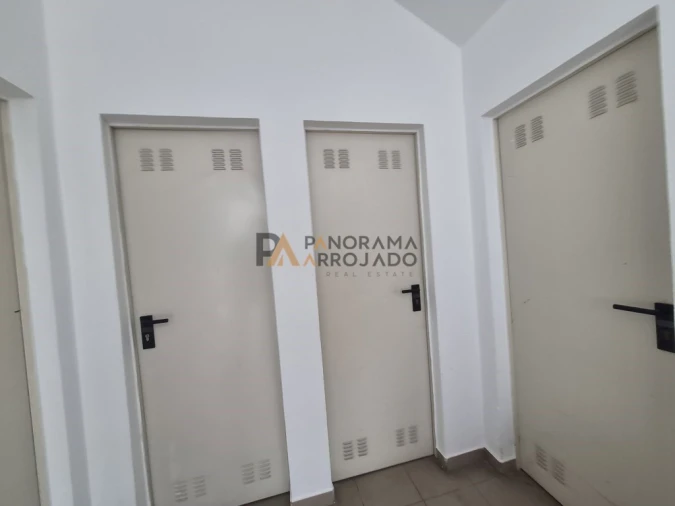 Apartamento T2 para Venda em Laranjeiro e Feijó Foto 31