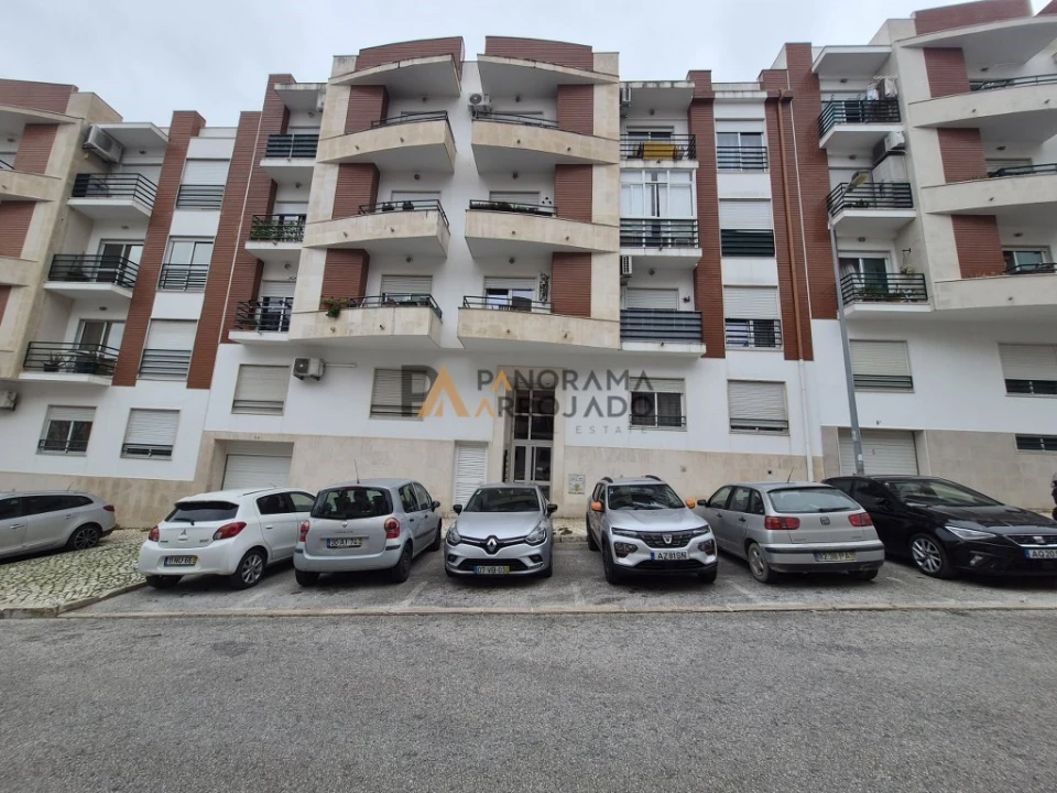 Apartamento T2 para Venda em Laranjeiro e Feijó Foto 2