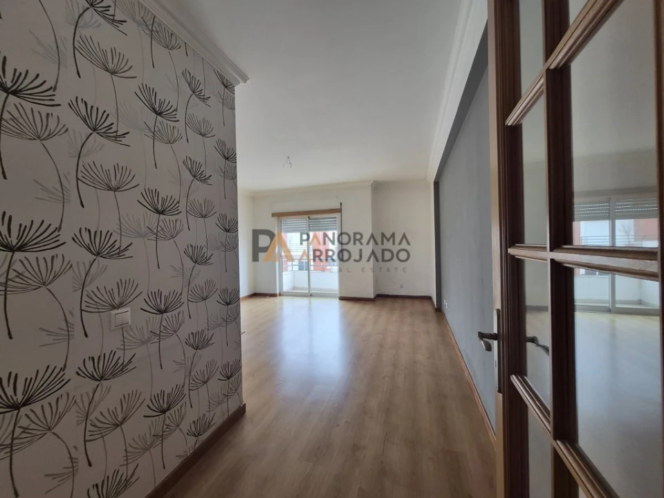 Apartamento T2 para Venda em Laranjeiro e Feijó Foto 22