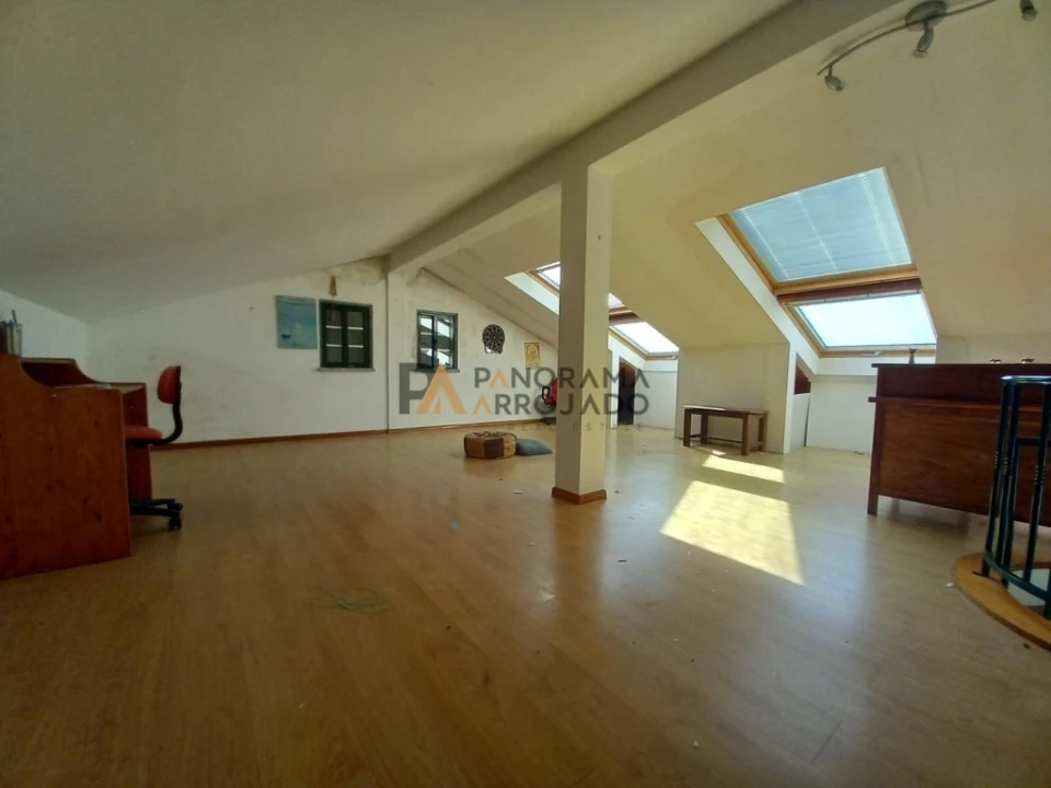 Moradia T4 para Venda em Santo Isidoro Foto 43