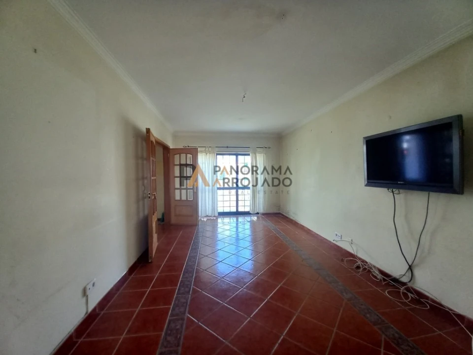 Moradia T4 para Venda em Santo Isidoro Foto 6