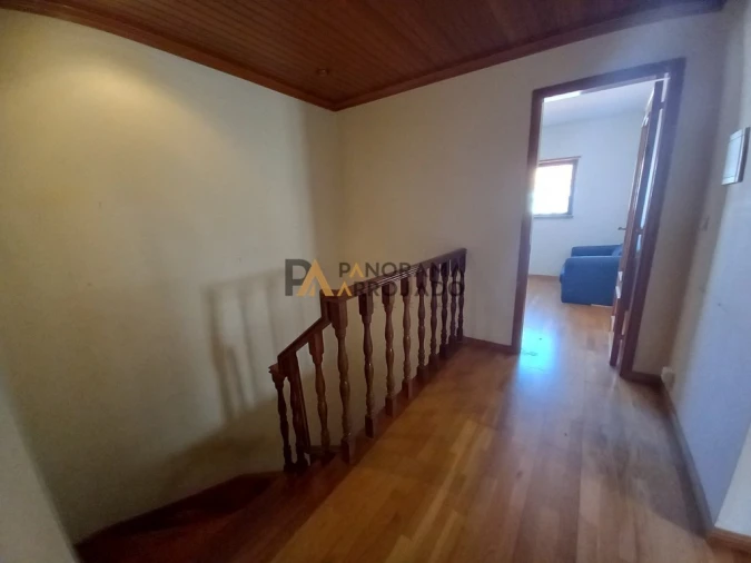 Moradia T4 para Venda em Santo Isidoro Foto 48