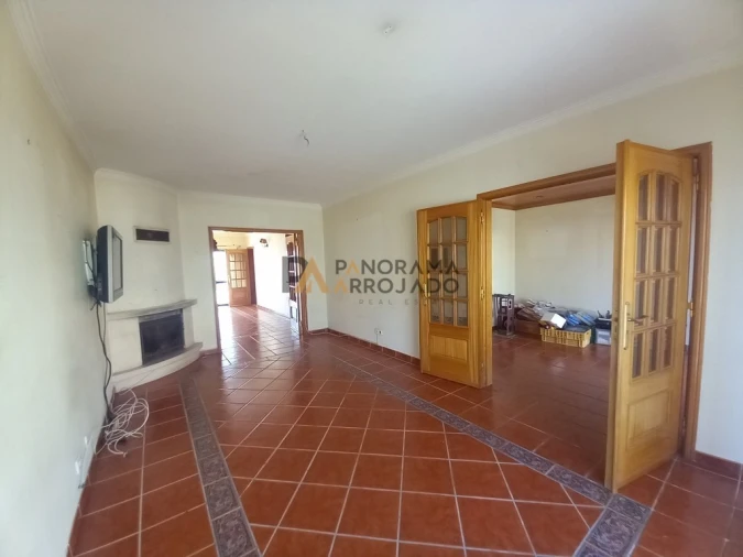 Moradia T4 para Venda em Santo Isidoro Foto 5