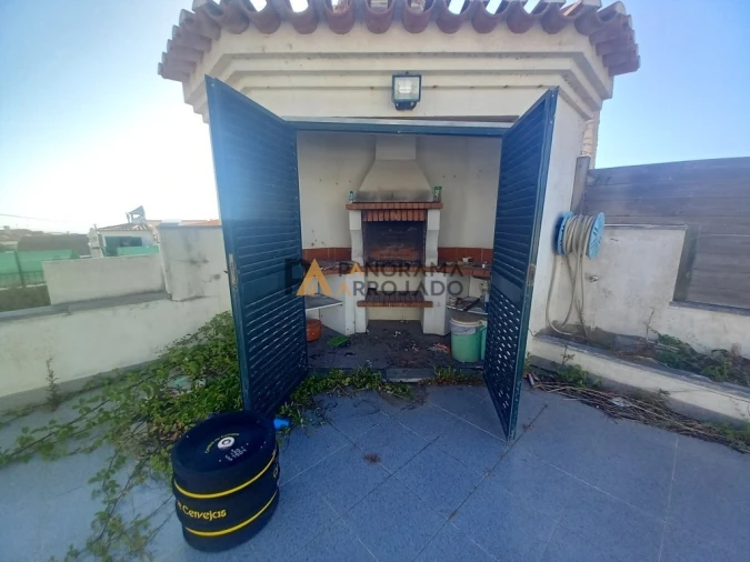 Moradia T4 para Venda em Santo Isidoro Foto 14