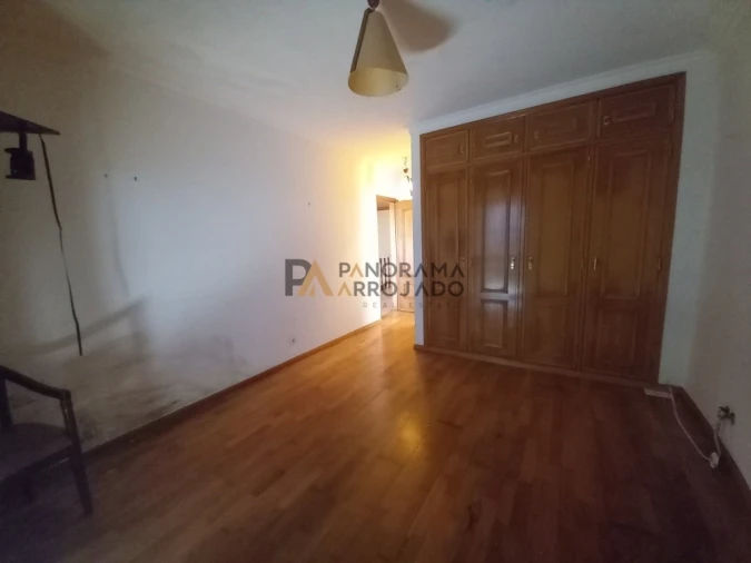 Moradia T4 para Venda em Santo Isidoro Foto 39