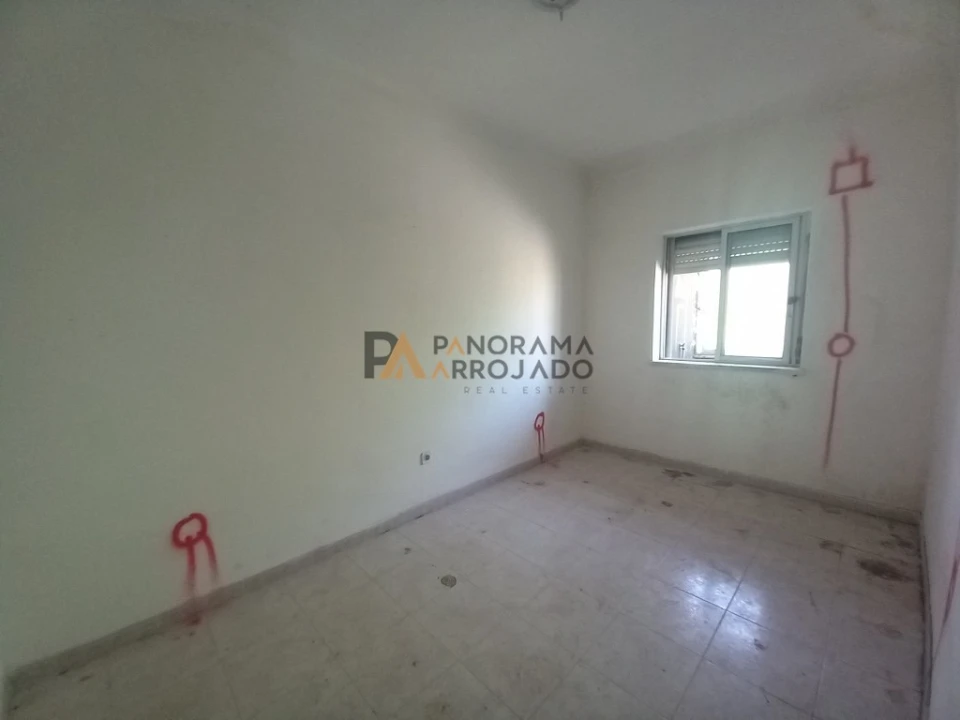 Apartamento T1 para Venda em Baixa da Banheira e Vale da Amoreira Foto 12