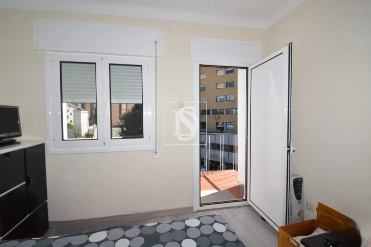 Apartamento T2 para Venda em Sé, Santa Maria e Meixedo Foto 5