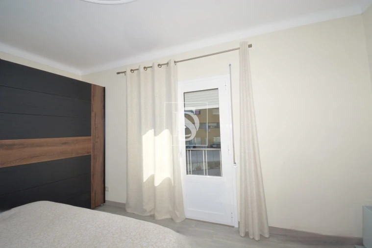 Apartamento T2 para Venda em Sé, Santa Maria e Meixedo Foto 7