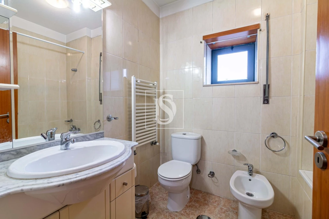 Apartamento T2 para Venda em Braga (Maximinos, Sé e Cividade) Foto 21