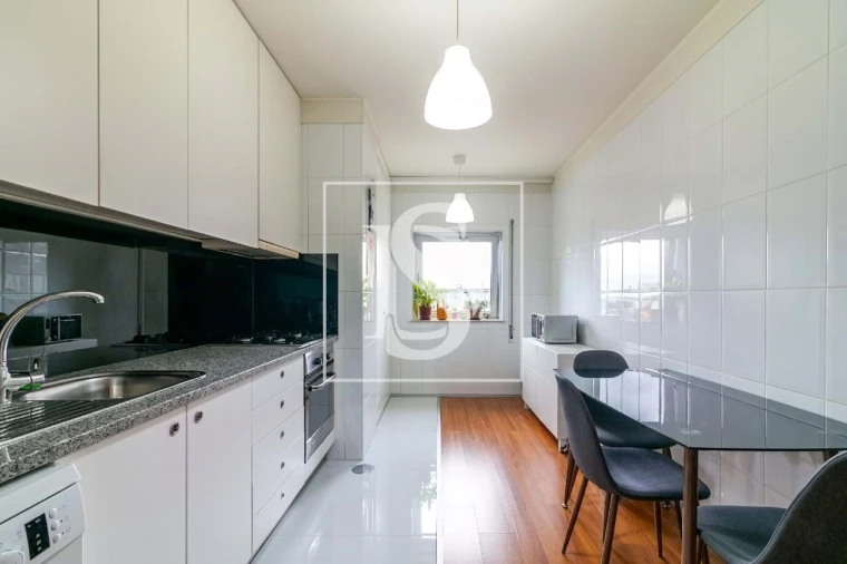 Apartamento T2 para Venda em Braga (Maximinos, Sé e Cividade) Foto 13