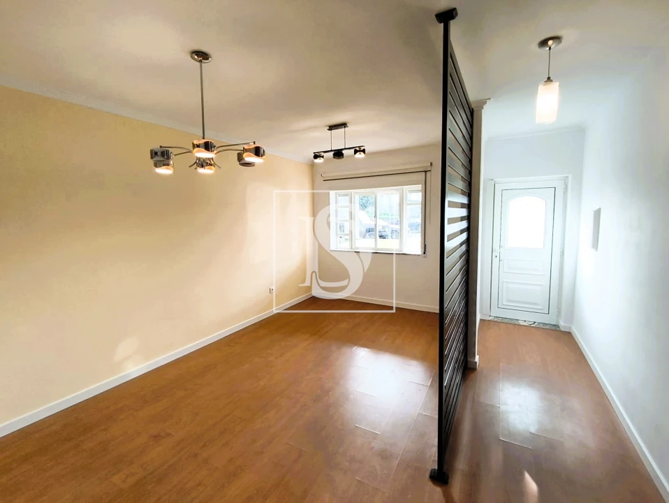 Apartamento T2 para Venda em Macieira de Rates Foto 2