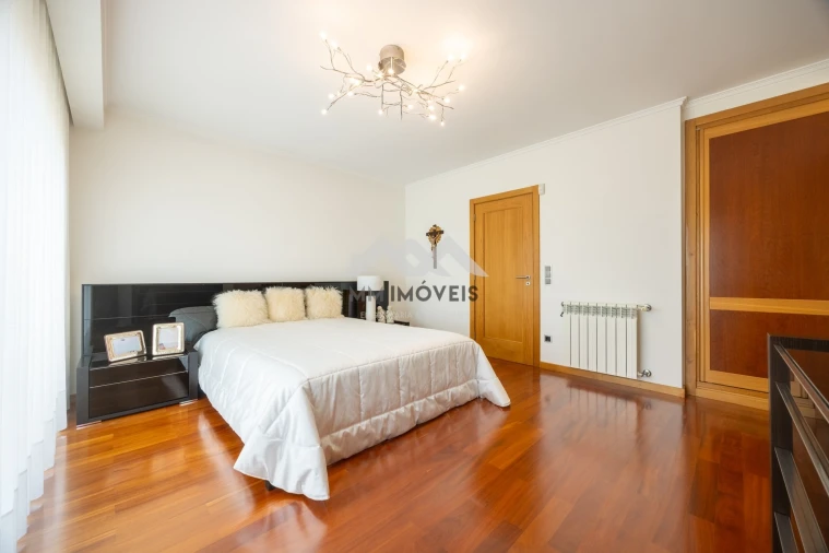 Moradia T3 para Venda em Rio Tinto Foto 5