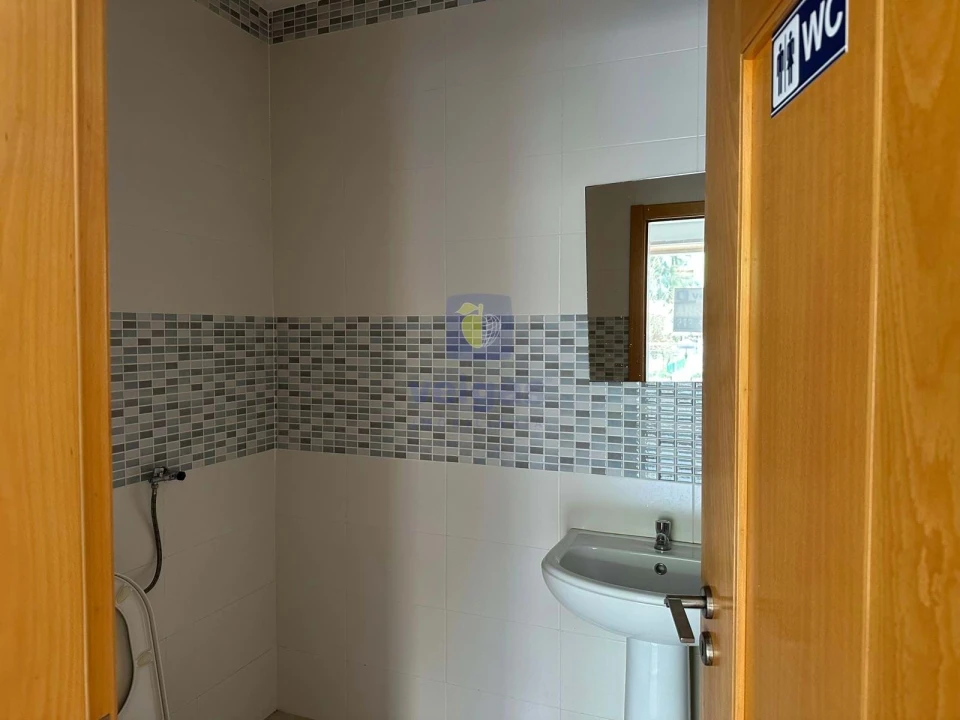 Negócio para Arrendamento em Ramada e Caneças Foto 6