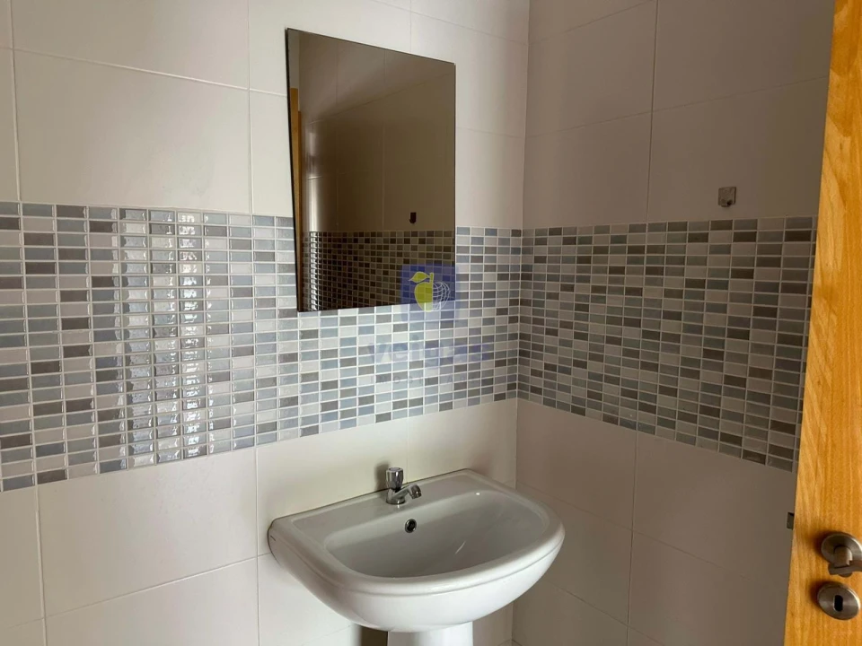 Negócio para Arrendamento em Ramada e Caneças Foto 7