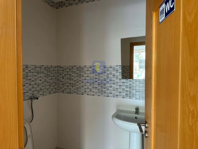 Negócio para Arrendamento em Ramada e Caneças Foto 6