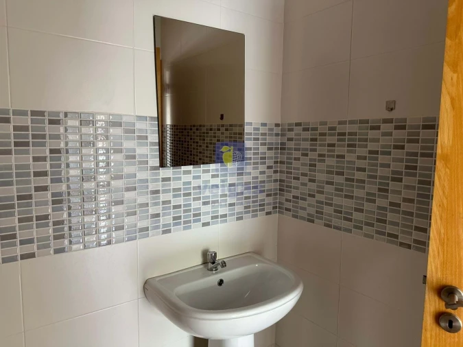 Negócio para Arrendamento em Ramada e Caneças Foto 7