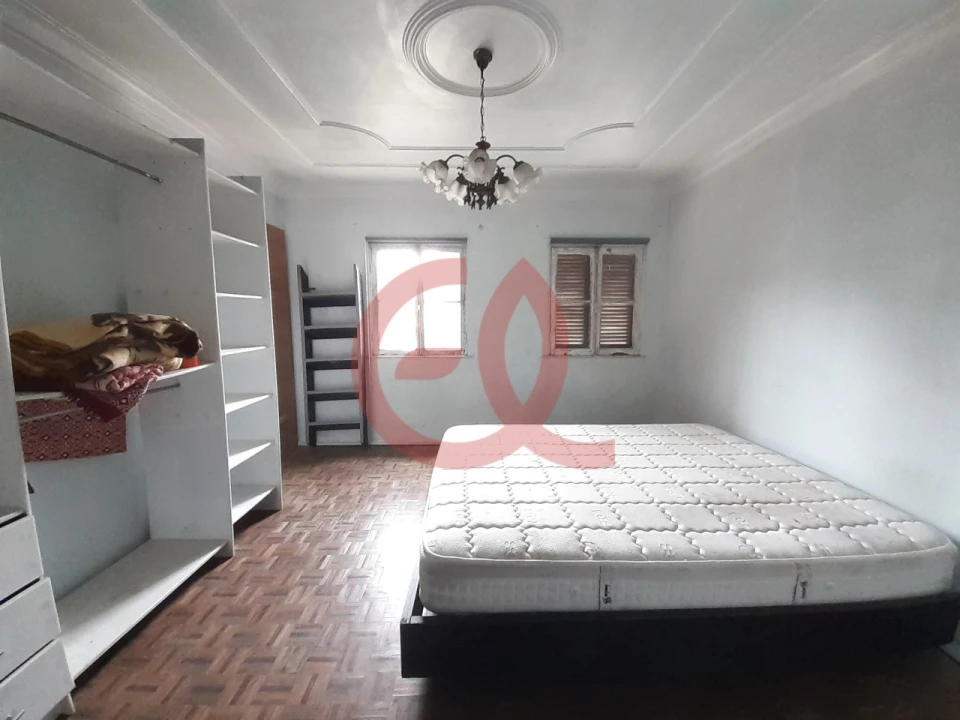 Moradia T5 para Venda em Geraz do Lima (Santa Maria, Santa Leocádia, Moreira), Deão Foto 11