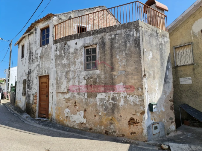 Moradia T2 para Venda em Miranda do Corvo Foto 3