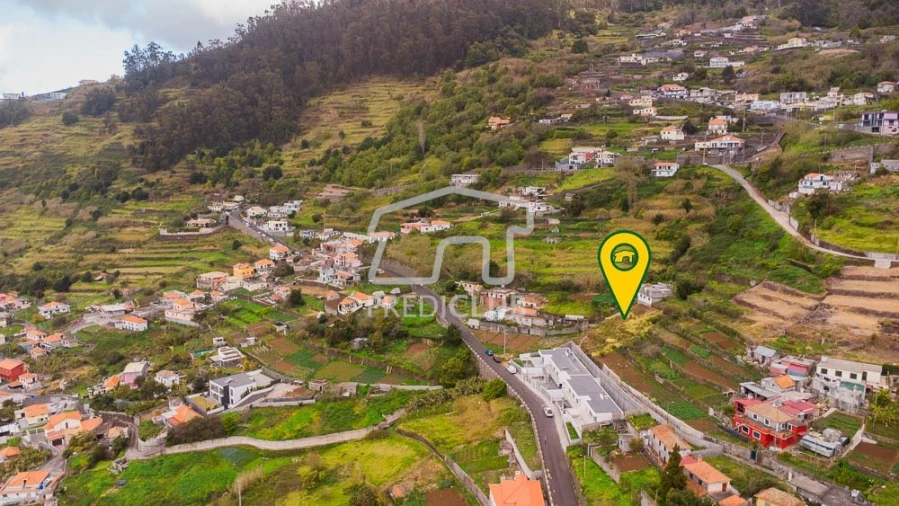 Terreno para Venda em Arco da Calheta Foto 5