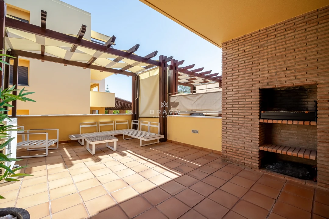 Moradia T3 para Venda em Quarteira Foto 16