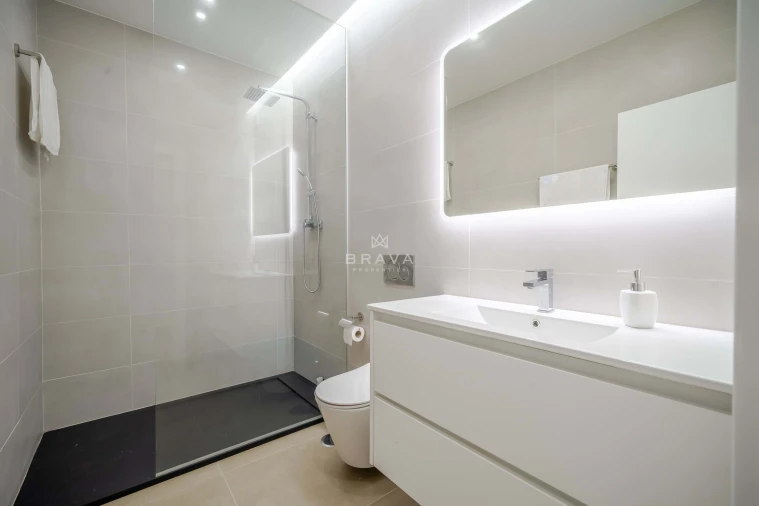 Moradia T3 para Venda em Quarteira Foto 33