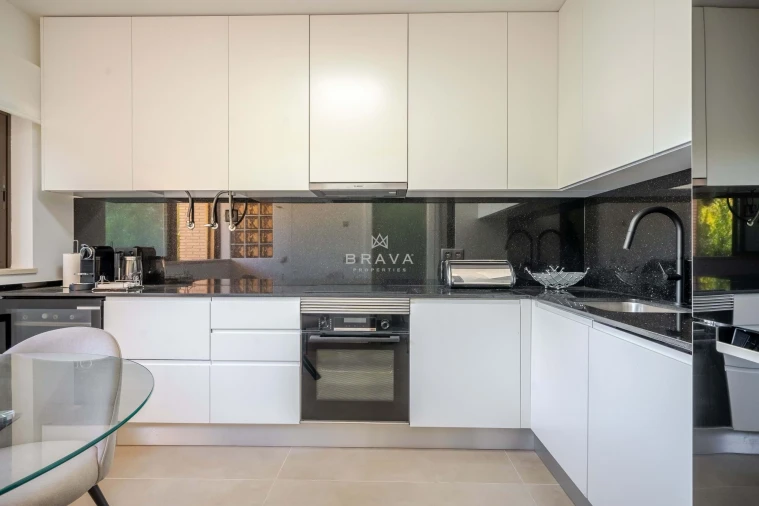 Moradia T3 para Venda em Quarteira Foto 24