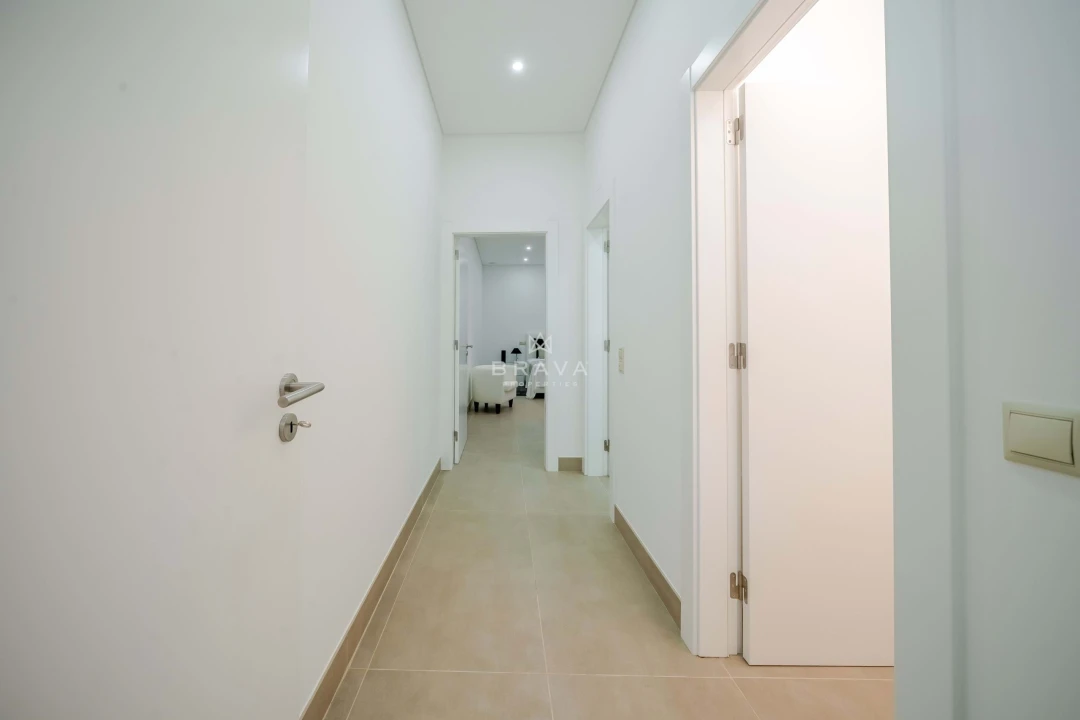 Moradia T3 para Venda em Quarteira Foto 27