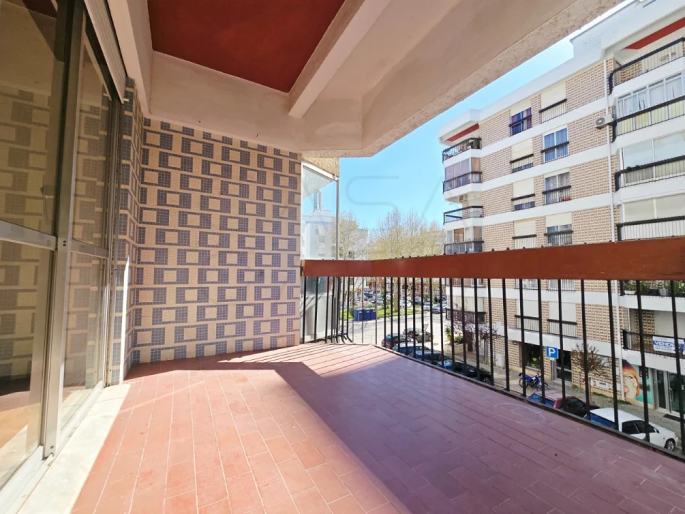 Apartamento T3 para Venda em União das Freguesias de Setúbal Foto 2