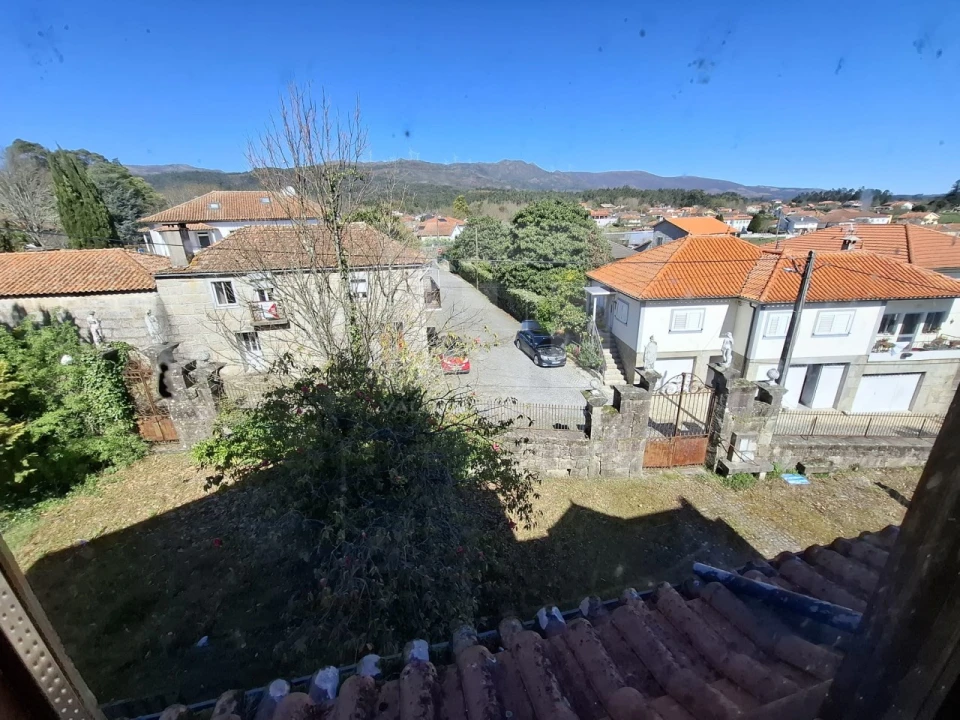 Moradia T10 para Venda em Santa Cruz da Trapa e São Cristóvão de Lafões Foto 21