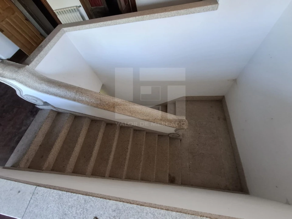 Moradia T10 para Venda em Santa Cruz da Trapa e São Cristóvão de Lafões Foto 71