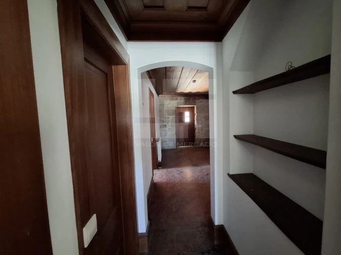 Moradia T10 para Venda em Santa Cruz da Trapa e São Cristóvão de Lafões Foto 36