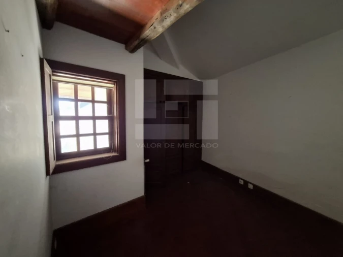 Moradia T10 para Venda em Santa Cruz da Trapa e São Cristóvão de Lafões Foto 42