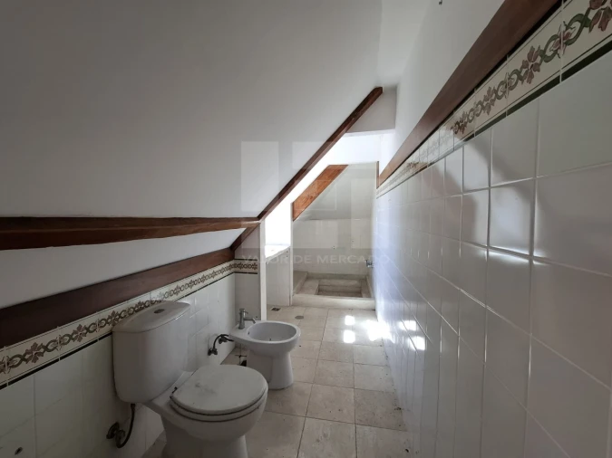 Moradia T10 para Venda em Santa Cruz da Trapa e São Cristóvão de Lafões Foto 84