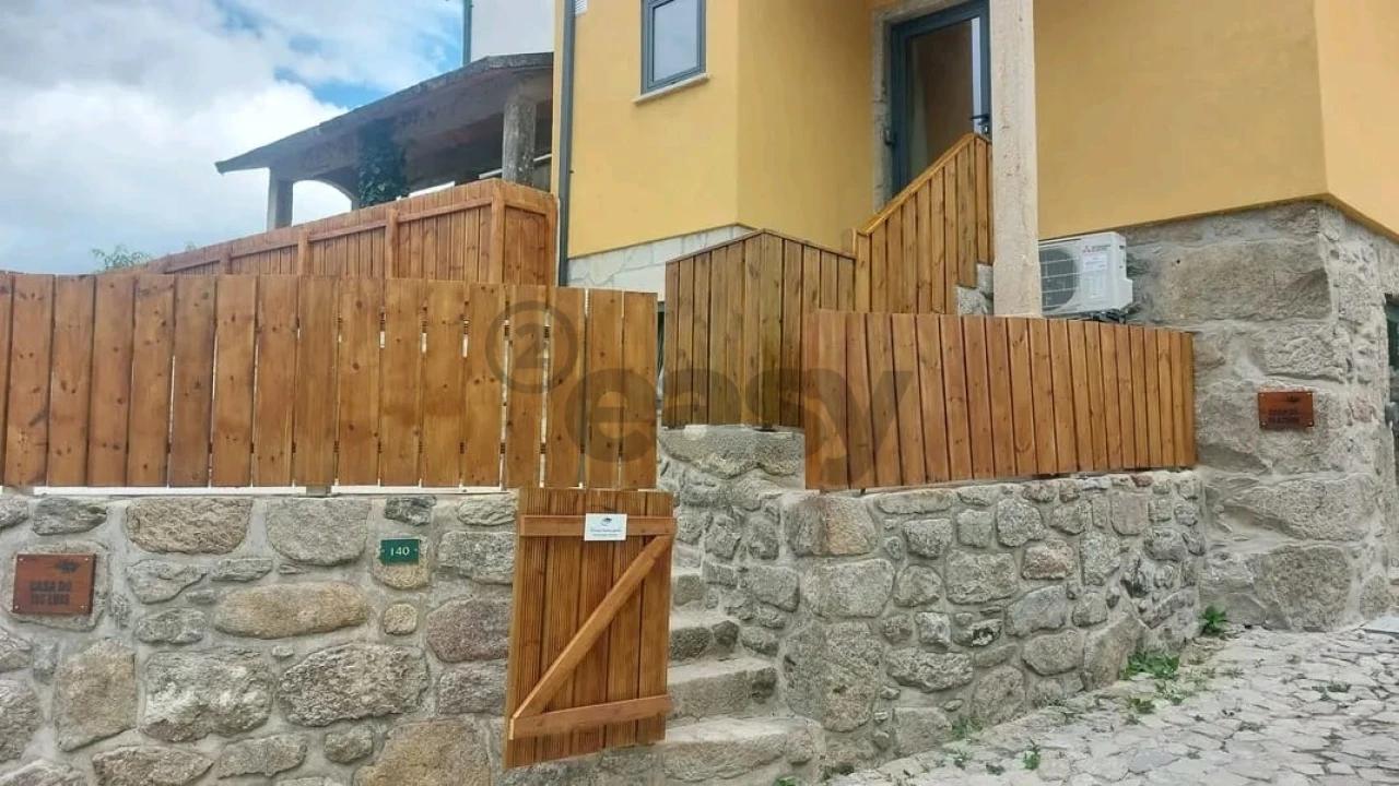 Negócio para Venda em Covas Foto 2