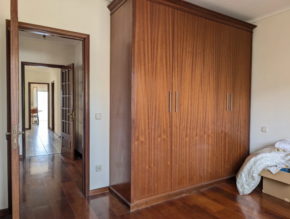 Apartamento T3 para Venda em Mafamude e Vilar do Paraíso Foto 15