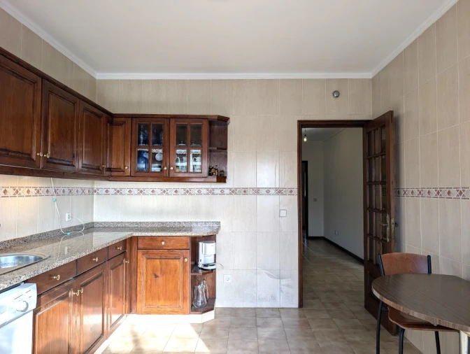 Apartamento T3 para Venda em Mafamude e Vilar do Paraíso Foto 4