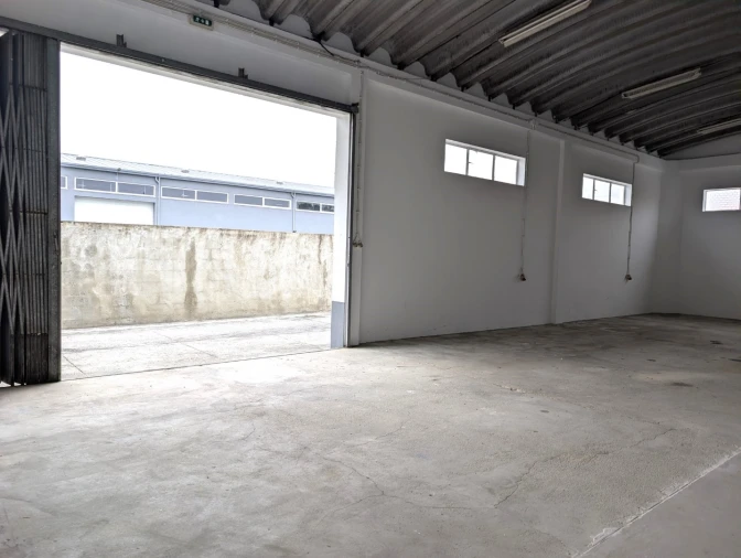 Armazém para Arrendamento em Esgueira Foto 4