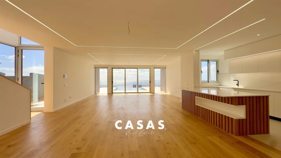 Moradia T3 para Venda em São Martinho Foto 13