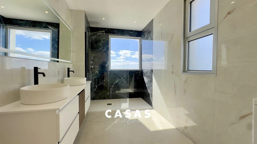 Moradia T3 para Venda em São Martinho Foto 33